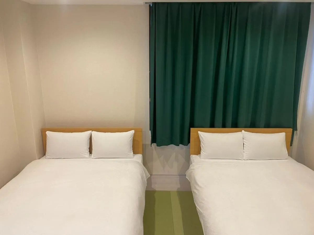 Hiro Building Apartment Stay 福岡市 0*,  日本